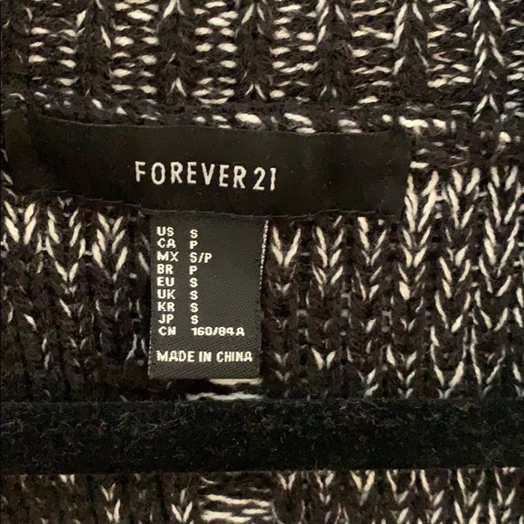 Forever 21 Black and Gray Cardigan - Picture 3 of 4